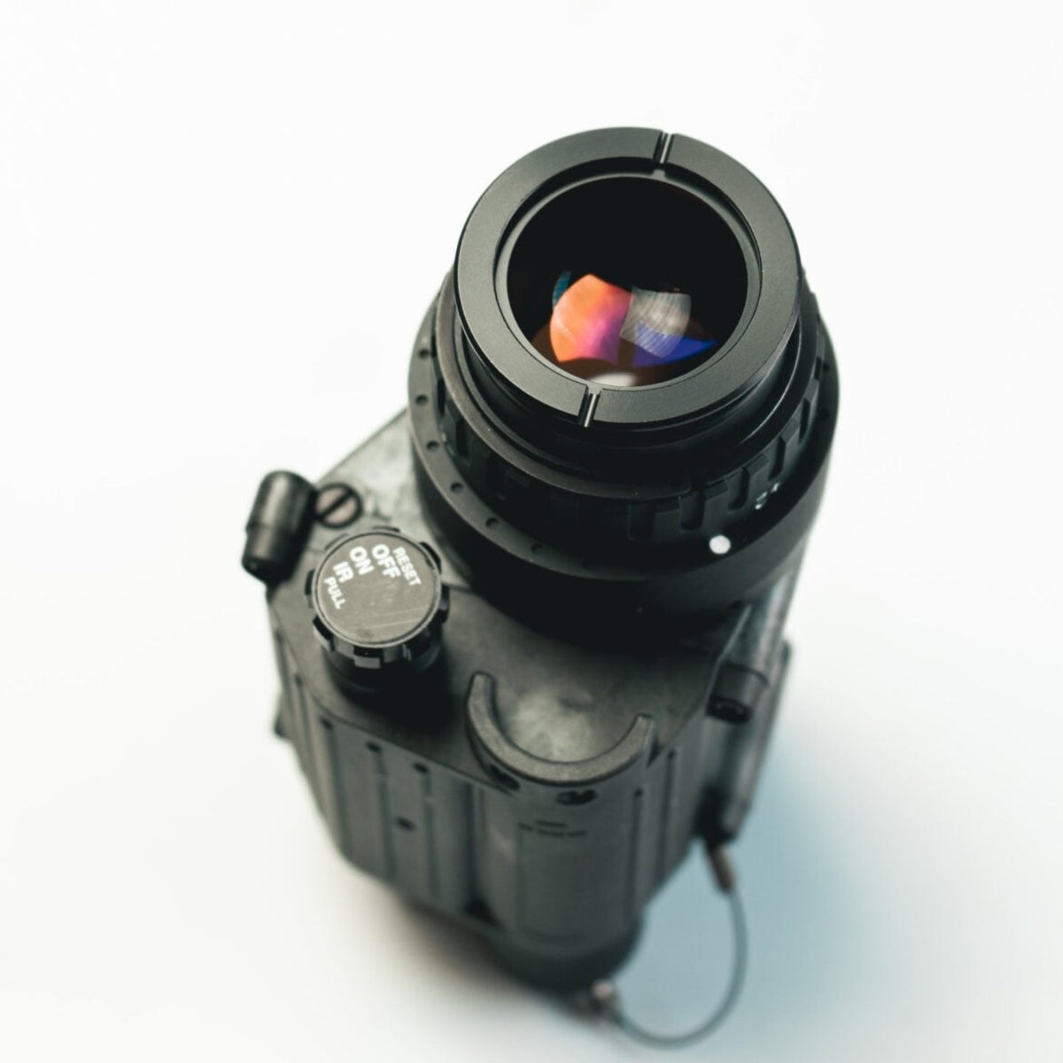 AN/PVS-14: Gen 3 White Phosphor 3000 FOM & Manual Gain - 50+ Hour Runtime