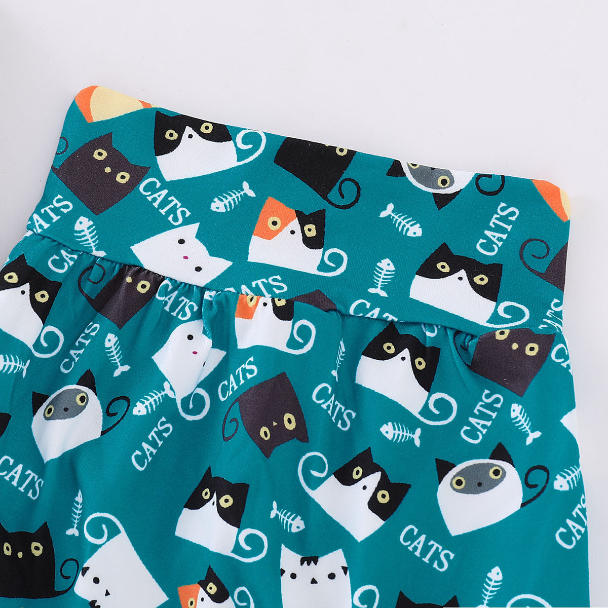 Cute cat print set Sell My Stuff