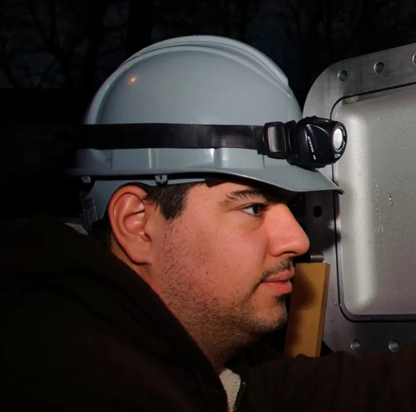 Princeton Tec EOS Industrial - 300 Lumens - 32 Hours Atomic Defense