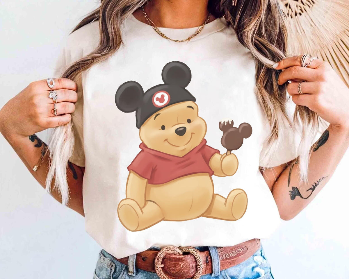 Retro Winnie The Pooh Watercolor — Gildan Sweatshirt